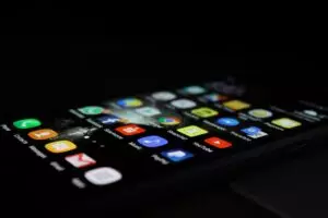 Scelta la nuova App per il coronavirus. La svilupperà Bending Spoons e si chiamerà  “immuni”.