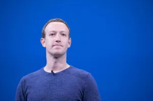 Dipendenza dai social media, verdetto storico negli USA contro le Big Tech e una riflessione