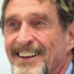 McAfee: “Se mi suicido, non sono stato io”, scriveva in un tweet di un anno fa.