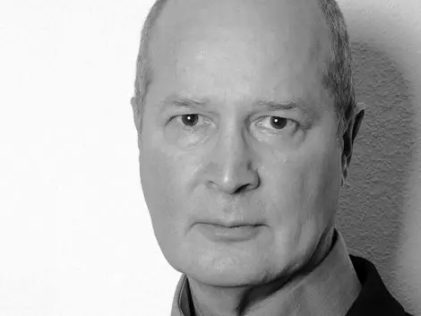 B939cf 87949f1c1dad403daebe8f472023e637 Mv2