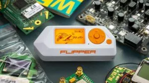 Flipper Zero ora non è più in vendita su Amazon. E’ un “prodotto soggetto a restrizioni”