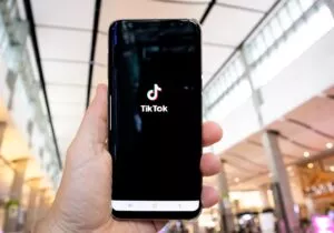 L’economia delle monete TikTok: cosa sappiamo davvero della valuta digitale più virale del momento