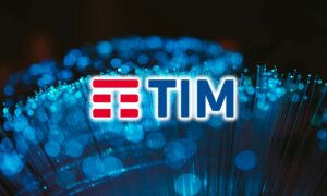 TIM Rivoluziona le Cabine Telefoniche: Digitali, Smart e Inclusive