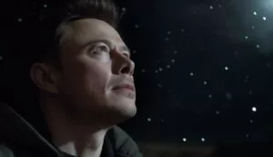 Elon Musk rivela: “presto l’età dell’abbondanza”! Per chi possiede AI e Robot?