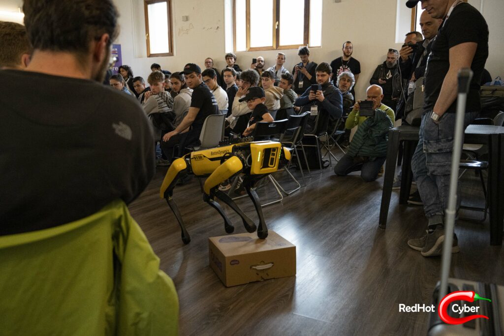 SPOT, la mascotte della Red Hot Cyber Conference 2024 portato dallo sponsor sostenitore Accenture