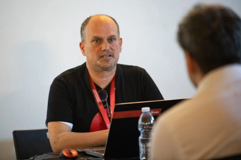 Andrea Tassotti di CyberSecurityUP presenta il workshop "COME HACKERARE UN ESEGUIBILE ELUDENDO CONTROLLI APPLICATIVI"