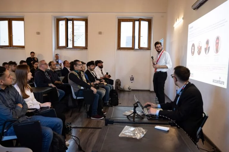 Pellegrino Casoria di Accenture Italia, presenta il workshop "SPOT THE CYBER THREAT: INSPECTION PER LA SICUREZZA INDUSTRIALE"