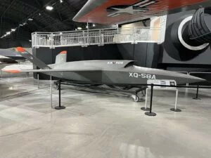 L’Aeronautica Militare USA Sperimenta Droni da Combattimento con Intelligenza Artificiale