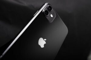 Apple ha avvisato gli utenti di 110 paesi di possibili attacchi spyware