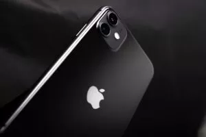 Apple ha avvisato gli utenti di 110 paesi di possibili attacchi spyware
