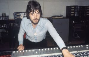 Altro che Alan Parson! Apple Music e Deezer sono divenute una discarica di musica AI