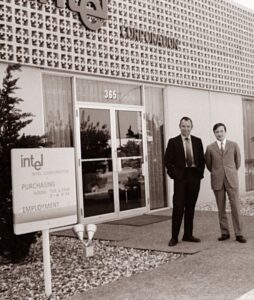 Robert Noyce, la nascita di Intel e quella profezia sui chip che oggi spiega Taiwan