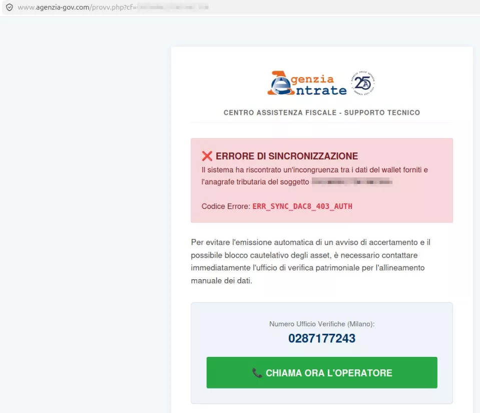 Webpage con un messaggio di errore in italiano. In alto, c'&egrave; il logo seguito dal testo 'Gestione Assistenza Tecnica'. Un banner rosso recita 'ERRORE SINCRONIZZO', che significa 'ERROR SYNCHRONIZATION'. Il corpo del messaggio mostra il codice d'errore 'CODICE ERR 01569843'. C'&egrave; un pulsante rosso con la scritta 'CALL NOW TO SPEAK WITH AN OPERATOR' in bianco. Due numeri di telefono sono forniti: '+39 02 8715643' e '02 8715643'. Lo sfondo &egrave; bianco, il testo &egrave; principalmente nero con elementi blu.