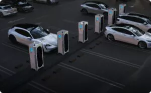 Caricabatterie elettrici a rischio: Nuovi bug scoperti dai ricercatori sugli XCharge C6