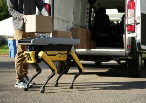 Boston Dynamics: il robot a quattro zampe Spot, presto sul pianerottolo di casa?