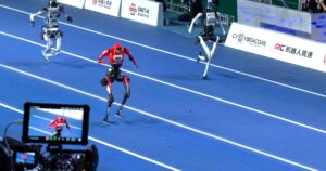I robot battono Bolt: 100 metri in 9,39 secondi. Il futuro della corsa è già qui